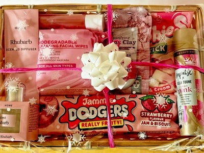 HANDCRAFTED Christmas Hamper Gift For Her Ladies Girls Pamper Mum Daughter Stocking Filler
