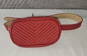 Steve Madden Red Chevron Faux Leather Fanny Bag Belt Bag Fanny Pack - Picture 1 of 6