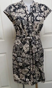 Ladies Jacqui-E dress Size 10 Excellent condition floral navy and white pattern  - Picture 1 of 9