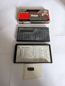 sharp pc 1248 s'allume, les touches sont ok calculatrice calculator - Afbeelding 1 van 4