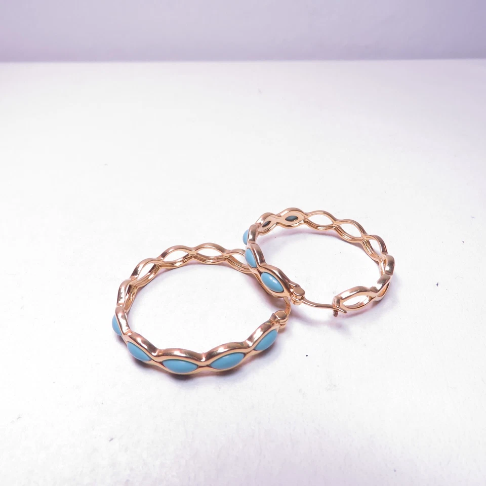 PENDIENTES ARO MODERNISTAS ENCHAPADOS EN ORO Y PLATA DE LEY Laura RAMSEY Foto 1 de 4