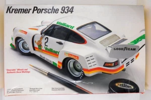Testors Kremer Porsche 934 1:24 Scale 391 Model Kit 1986 Auto Racing - Picture 1 of 4