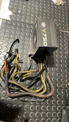COOLER MASTER V750 ALIMENTATORE 750W SEMI MODULARE 80 PLUS GOD - Immagine 1 di 4