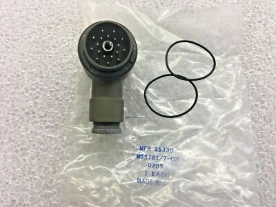 M55181/7-03, EATON 8 Position Circular Connector Plug, Male Pins Solder Cup - Image 1 of 4