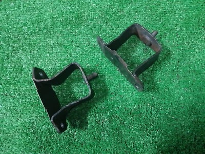 Soporte de parachoques delantero BMW E30 318I 320I 325I 84-87 modelo antiguo 51111888122 Foto 1 de 4