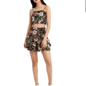 American Eagle Womens Tropical Floral Layered Ruffle Mini Skirt Size Medium NWT - Picture 1 of 7