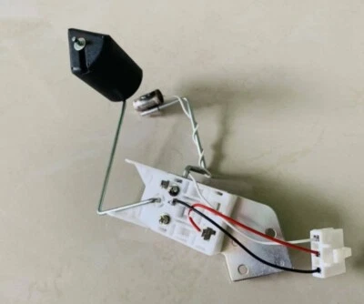 FOR TOYOTA  Corolla E100 AE100,AE101,4AFE 1991-1998 FUEL GAUGE SENDING UNIT NEW - Image 1 of 3