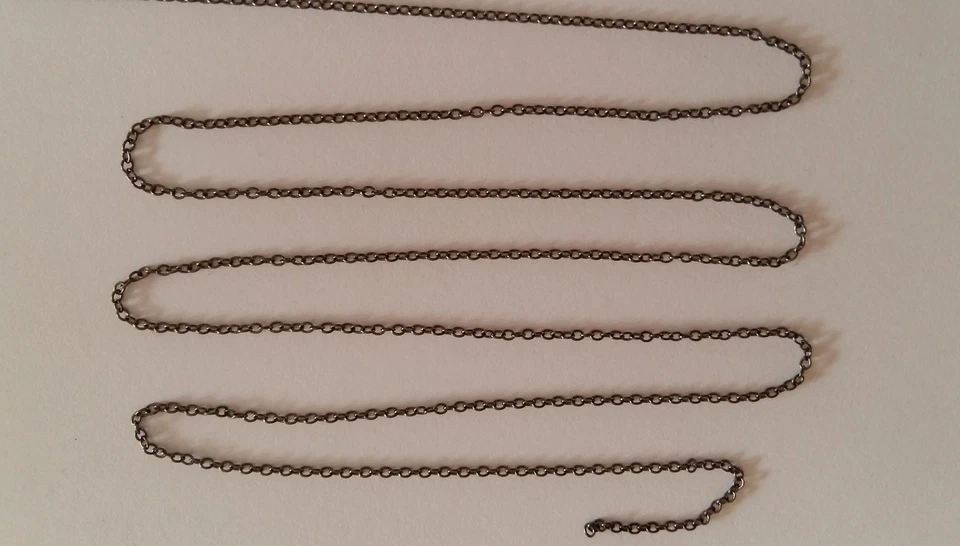 2 Metri Catena Argento Scuro 1,5 X 2 Mm Molto Fine - Creazione Gioielli Perle - Immagine 1 di 2