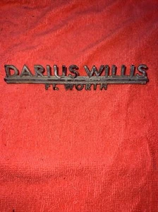 Vintage Darius Willis Car Emblem Badge Metal Placard - Bild 1 von 2