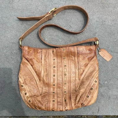Bolsa de ombro Cabin Creek bronzeada couro genuíno - Imagem 1 de 4