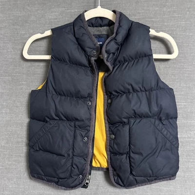 Chaleco acolchado Baby Gap Puffer niños pequeños 5 Y azul marino amarillo ropa exterior otoño Foto 1 de 4
