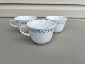 CORELLE LIVINGWARE by Corning SNOWFLAKE COFFEE CUPS White with Small Blue Accent - Picture 1 of 4