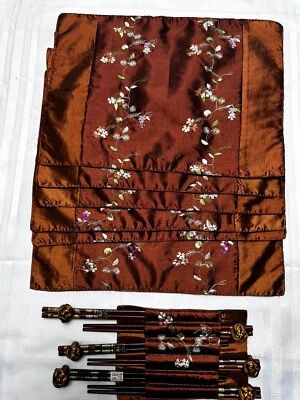 NEW Set of 6 Chinese Silk FLORAL EMBROIDERED TABLE PLACEMATS & CHOPSTICKS ASIAN, - Image 1 of 4