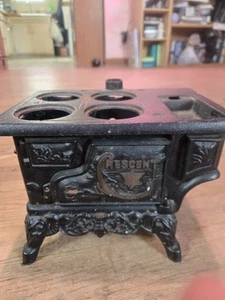 Vintage Crescent Miniature Salesman Sample Cast Iron Stove Missing Parts - Picture 1 of 8