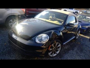 Used Turn Signal / Parking Light Assembly fits: 2014 Volkswagen Beetle Park Lamp - Picture 1 of 9