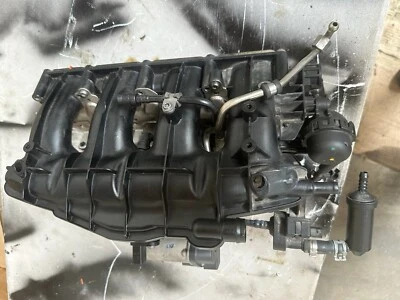 Audi Volkswagen 2.0tfsi Intake Manifold 2010 - Image 1 of 2