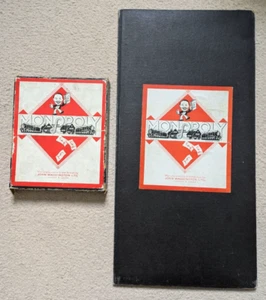 VINTAGE MONOPOLY WW2 1940s WAR TIME PACK - CARD PIECES, WOODEN BUILDINGS 453689 - Picture 1 of 12