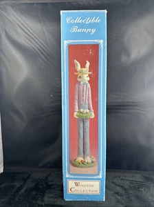 COLECCIÓN WINDSOR Bunny Boy sosteniendo huevos de Pascua resina 11 pulgadas de alto - Imagen 1 de 21