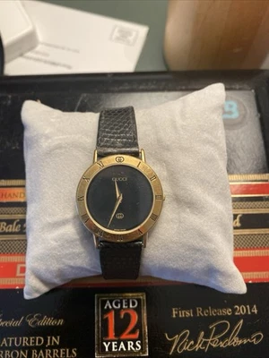 Reloj Gucci Vintage Años 90 3000M Cuarzo - Oro 18k - 33mm - Necesita Batería Foto 1 de 3