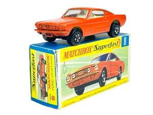 Matchbox Lesney Superfast MB8 Base Negra Naranja Ford Mustang con Caja G - Imagen 1 de 13