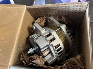 BRAND NEW ALTERNATOR JEEP PATRIOT 2.4L L4 (6SD) 2007-2015 - Picture 1 of 2