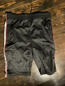 Givenchy Bermuda Shorts Größe M - Bild 1 von 3