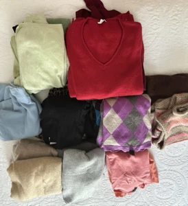 Lot of 28 Cashmere Sweaters For Crafts Cutter Many sizes Colors Weights 13+ lbs - Picture 1 of 23