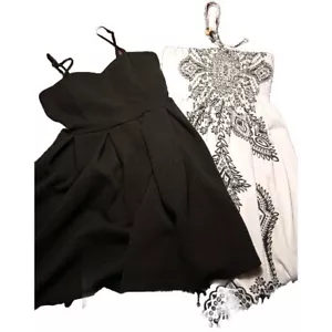 2 Kurze elegante Sommerkleider - Bild 1 von 7