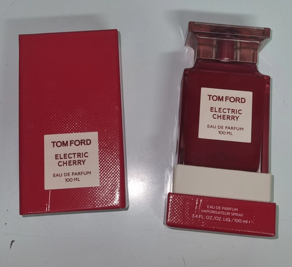 Tom Ford Electric Cherry  - Photo 1/3