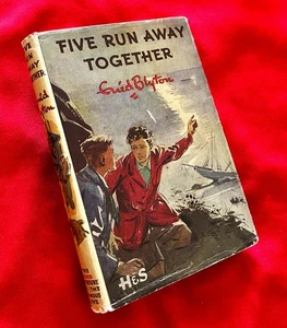 ENID BLYTON FAMOUS FIVE RUN AWAY TOGETHER VINTAGE HARDBACK WITH DW DJ 1960 - Imagen 1 de 5