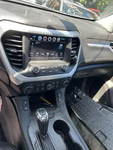Radio GMC ACADIA 18 19 - Picture 1 of 1