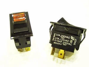 Carling 9907 Illuminated On/Off Power Switch - Picture 1 of 1