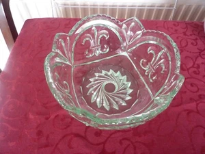 Light Green Cut GLASS Fruit/Trifle Bowl Etched with Fleur-de-lis*REDUCED/GIFT!* - Picture 1 of 5