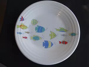 Pensionierter dekorierter bunter Fisch unter dem Meer Fiesta 9" Mittagessen Teller Sehr guter Zustand - Bild 1 von 9