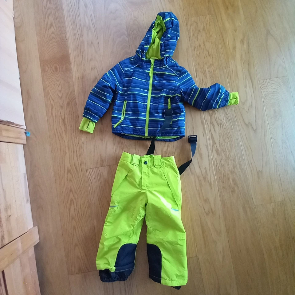Schneeanzug 2-teilig Größe 86/92 der Winter kann kommen :-) - Bild 1 von 3