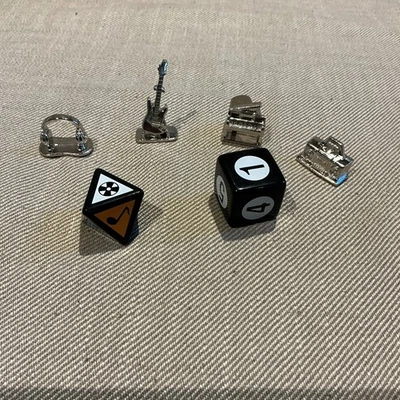 ¿Escena? Piezas de repuesto para juegos de DVD de música fichas / mudanzas y dados ~ NUEVO Foto 1 de 3