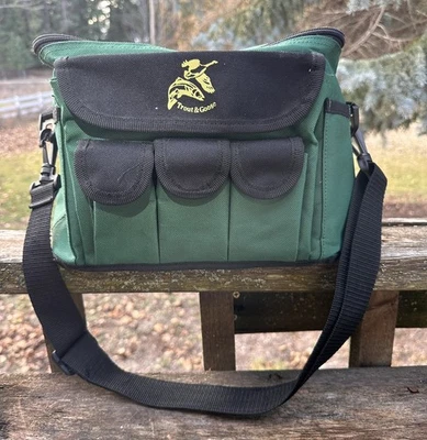 Bolsa de Transporte Field and Stream Trucha y Ganso, aparejos o conchas Usada en Excelente Condición ¡Usada Una Vez! Foto 1 de 4