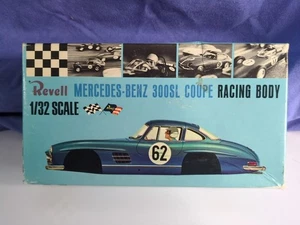 Revell-Mercedes-Benz 300 SL Coupe Racing Body-1/32 Scale-In Original Box - Picture 1 of 8