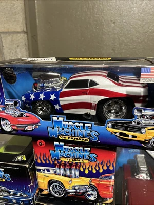 Muscle Machines American Flag 1969 Camero 1:18  Vintage Original  Box - Image 1 of 4