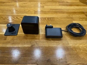 HTC VIVE BASE STATION LIGHTHOUSE SENSOR VR Virtual Reality 2PR8100 Great Cond! - Picture 1 of 8