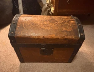 antique doll early 19th centry wood and metal dome top doll traverse trunk  - Picture 1 of 12