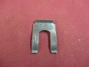 1935-56 Packard Brake Hose Retainer 216724 NOS - Bild 1 von 1