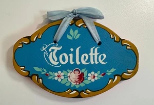 Vintage handbemalt Holz blau Blumen deutscher Landhausstil Toilette Bad Schild - Bild 1 von 10