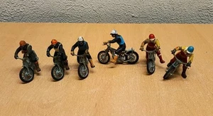 VINTAGE SMALL LOT METAL/PLASTIC BRITAINS TYPE SPEEDWAY MOTORCYCLE & RIDER - Picture 1 of 17