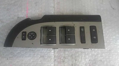 07-13 Interruptor de control de ventana maestra eléctrica lado del conductor SILVERADO SIERRA 25952649 Foto 1 de 4