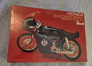 Vintage 1969 Revell 1/8 Scale Model Kit Honda Racing Bike NEAR Complete - Picture 1 of 11