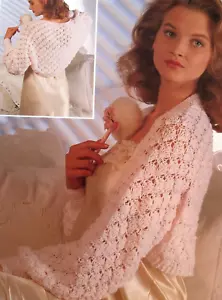 KNITTING PATTERN WOMENS BED JACKET / BOLERO DK KNITTING PATTERN 30 - 40 "- 266A - Picture 1 of 4