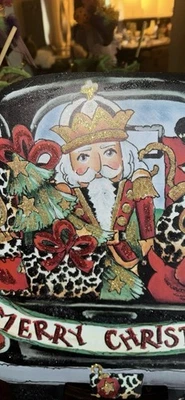 Cascanueces Colección Tapa Redonda Grande Foto 1 de 4