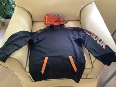 Chaqueta con capucha Reebok talla L Foto 1 de 3