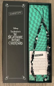 Muñequera con dije de teléfono CASETiFY Disney Tim Burtons Pesadilla antes de Navidad - Imagen 1 de 4